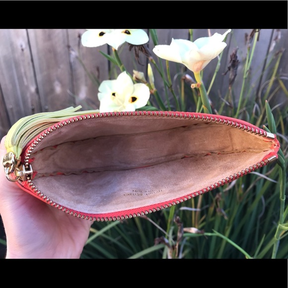 henri bendel Sunglasses Zipper Case - Picture 3 of 5